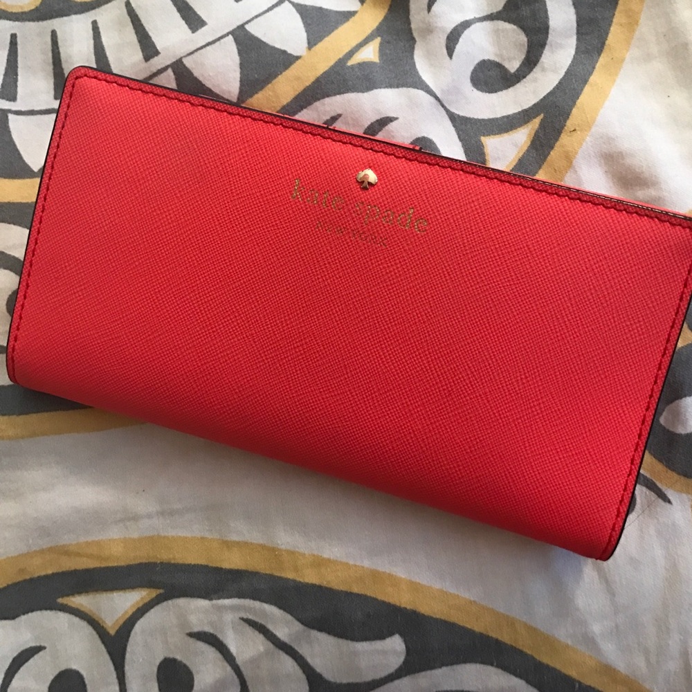kate spade Stacy wallet in bright papaya